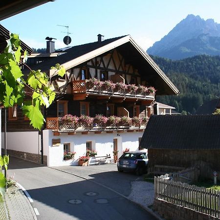 Valtnerhof Apartment San Candido Bagian luar foto
