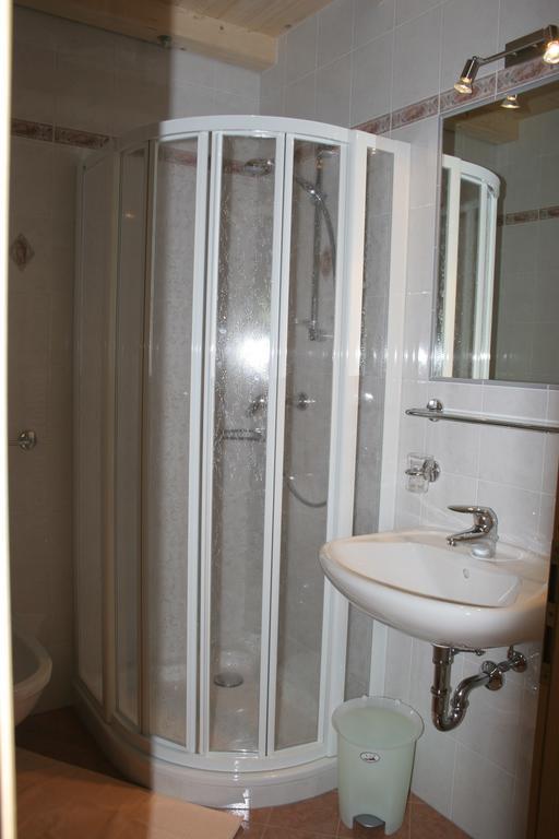 Valtnerhof Apartment San Candido Bagian luar foto