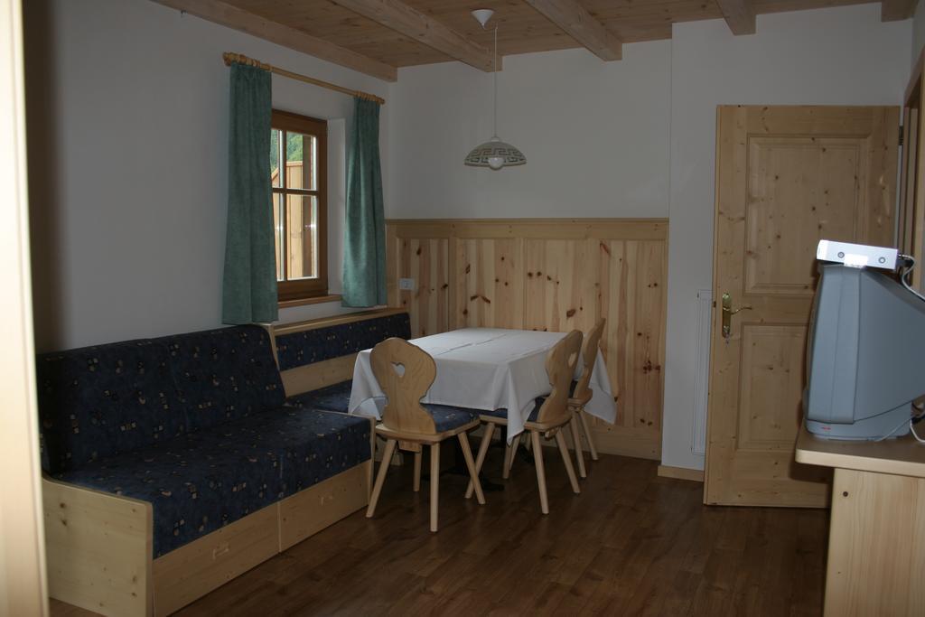 Valtnerhof Apartment San Candido Ruang foto