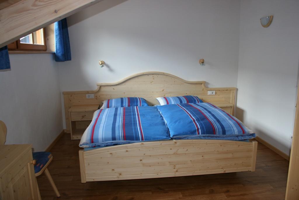 Valtnerhof Apartment San Candido Ruang foto